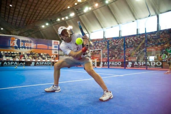 O que é o Giro no Padel: domine essa técnica essencial