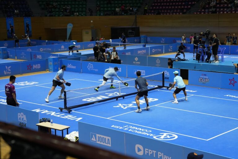golpe bandeja no padel